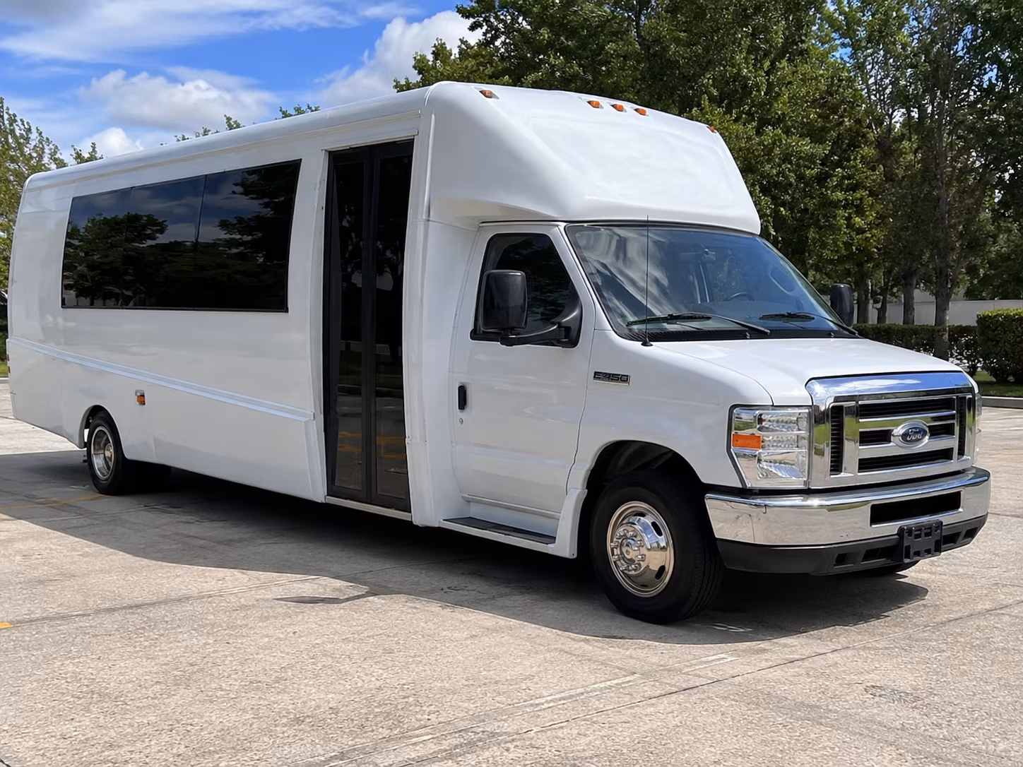 collierville corporate party bus rental