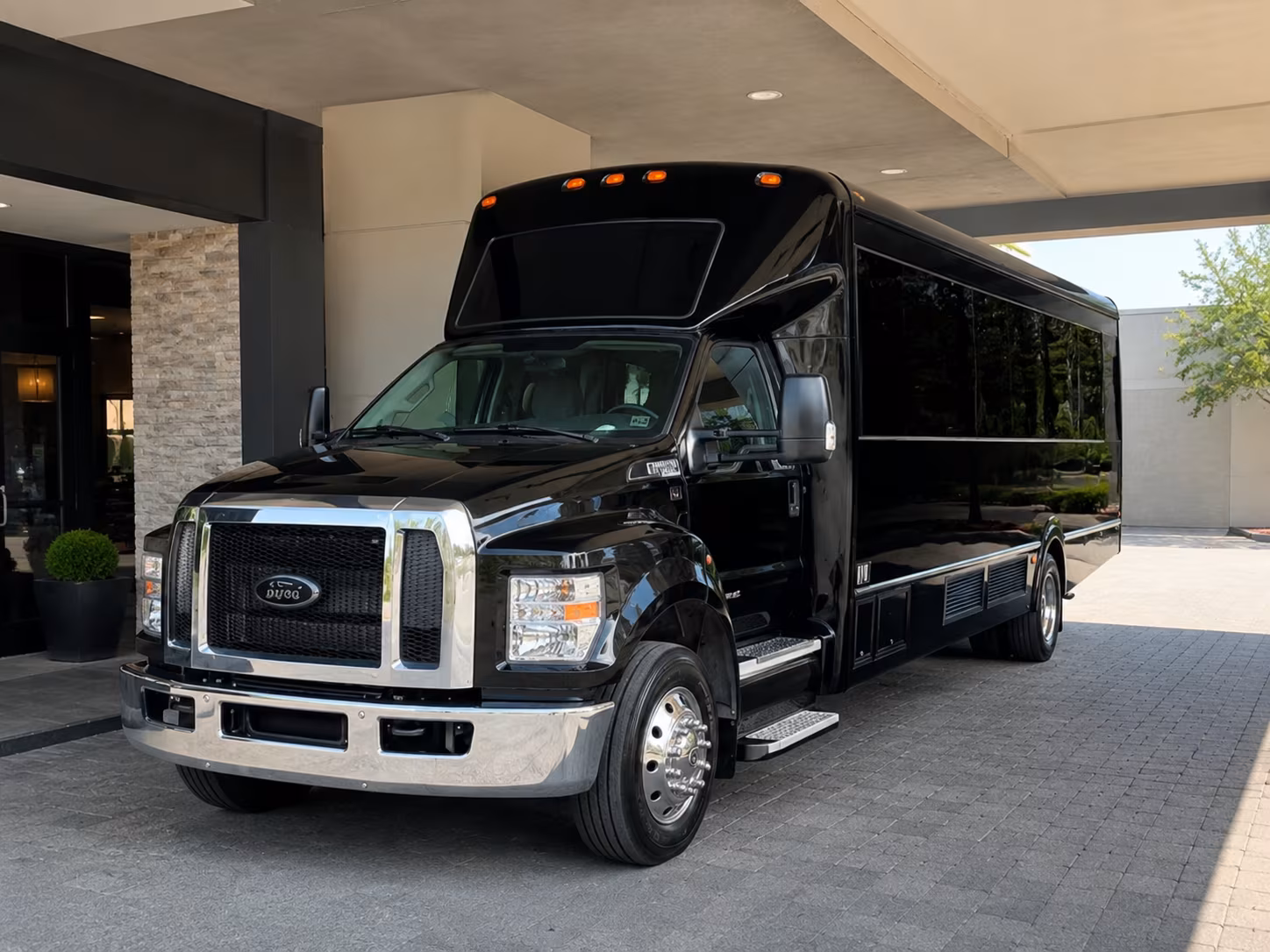 collierville party bus
