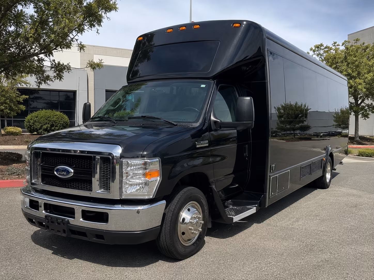 collierville sporting event party bus rental