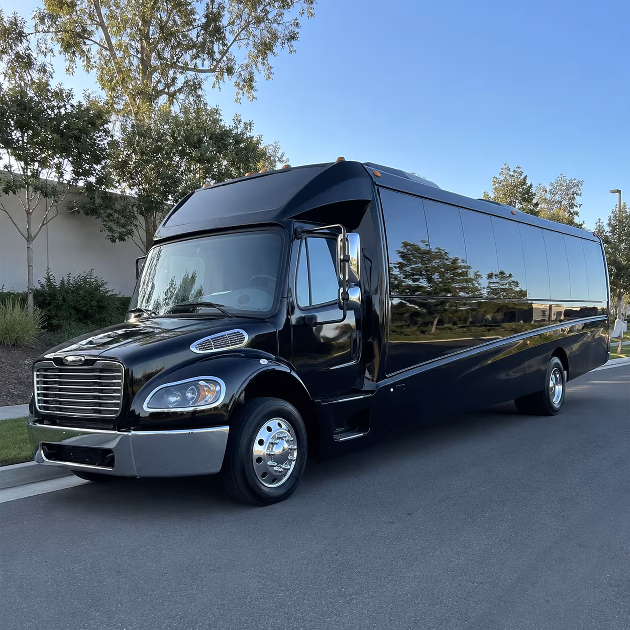 group transportation for memphis grizzlies games and concerts at fedexforum