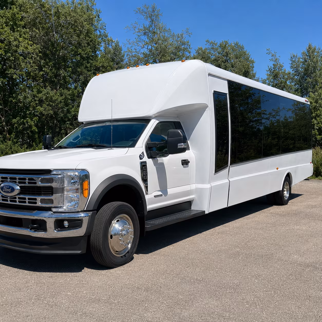 how the type of bus changes the price in collierville tennessee