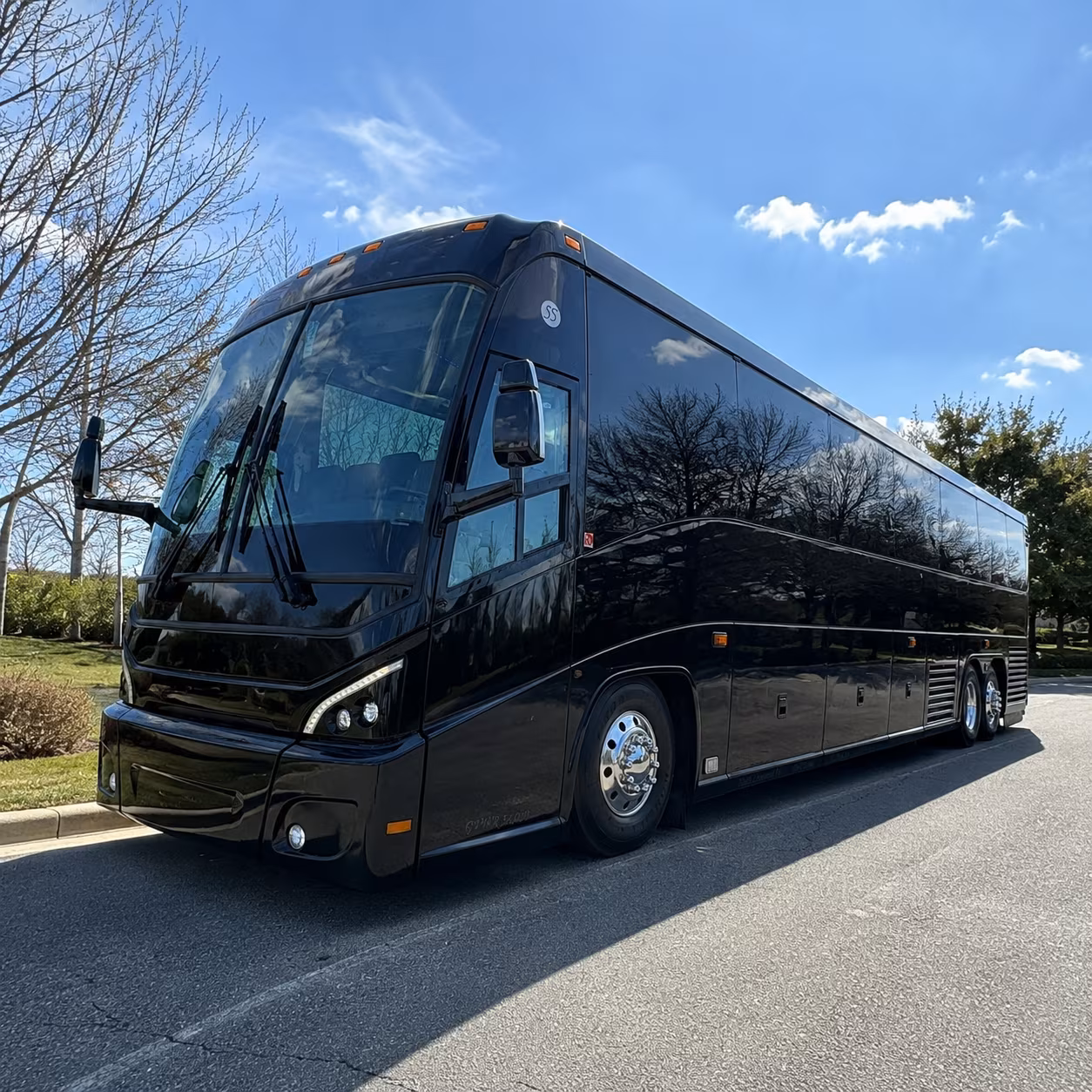 memphis comfortable charter bus rentals for memphis church groups