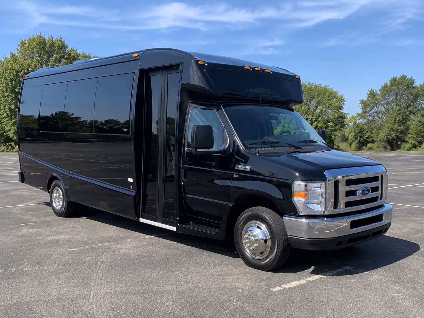 memphis comfortable charter buses for government military personnel