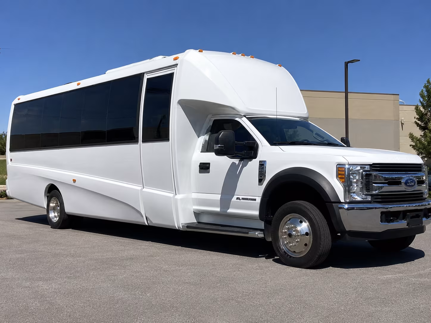 memphis employee shuttle bus rentals