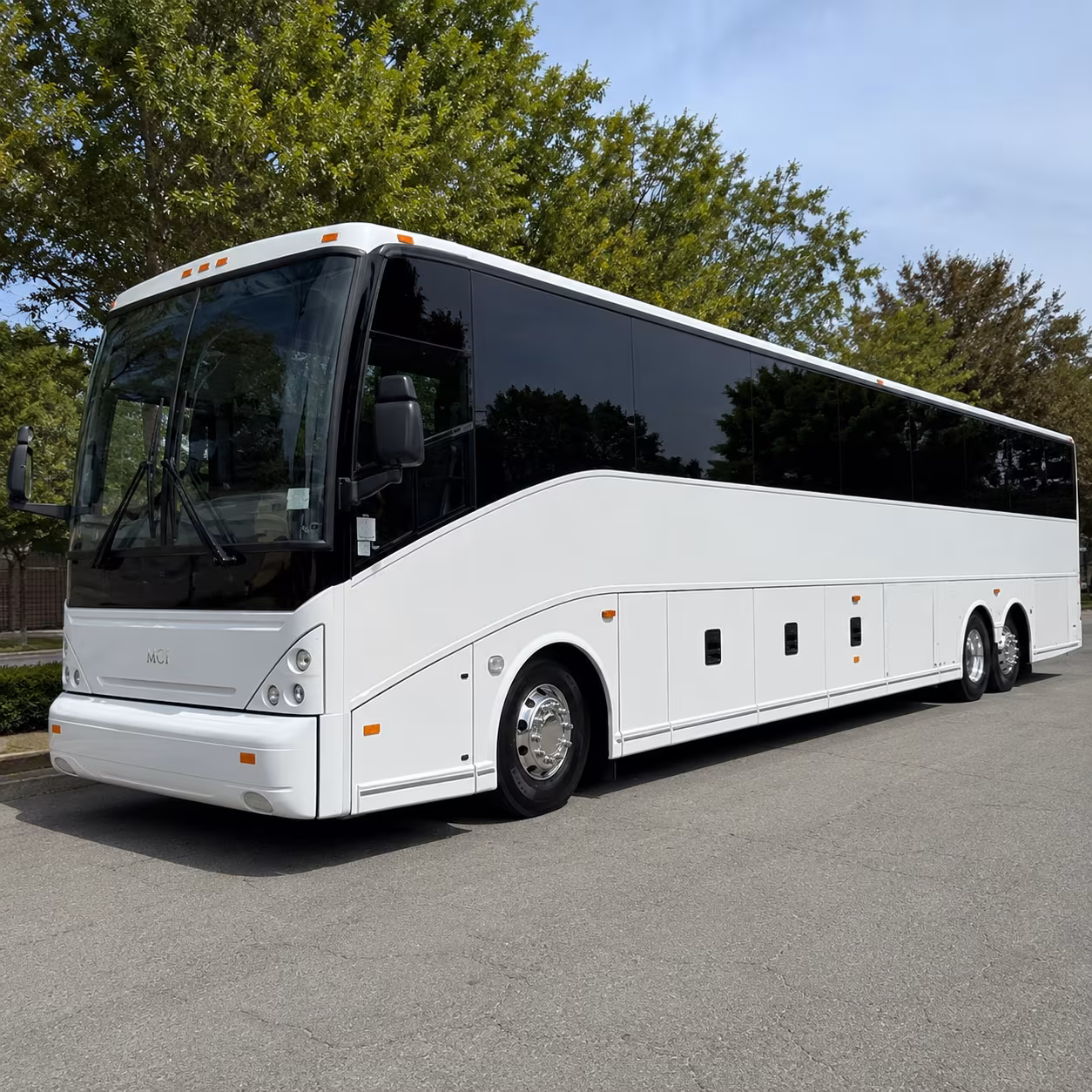 nashville charter bus