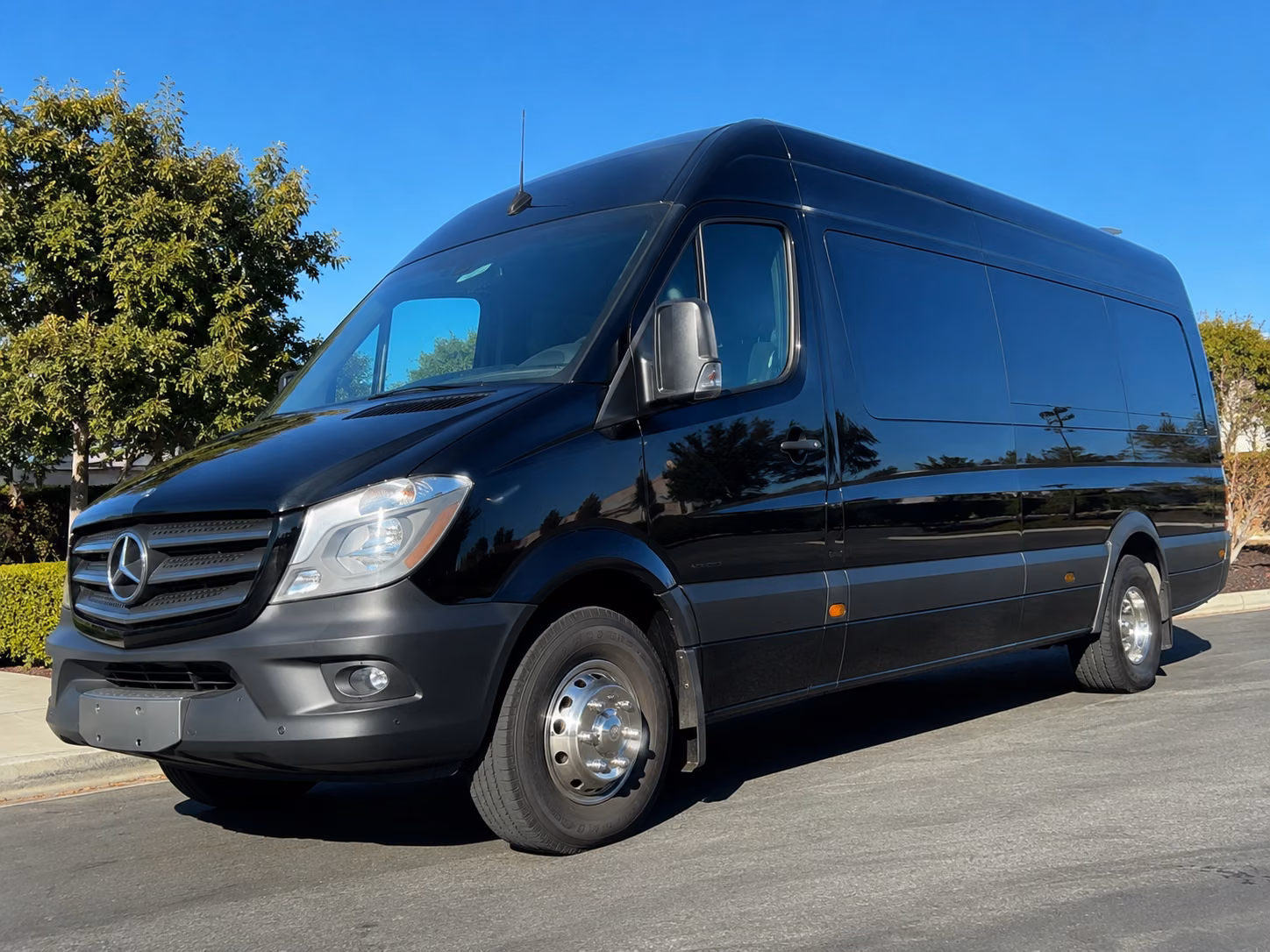 nashville discreet military and government shuttles for your group