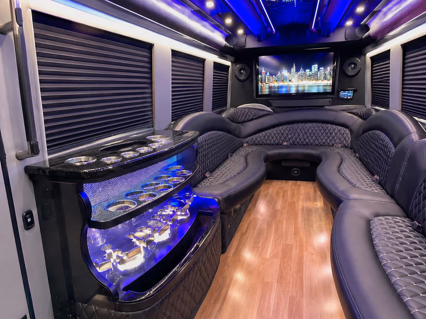southaven private bus rentals for southaven concerts and festivals