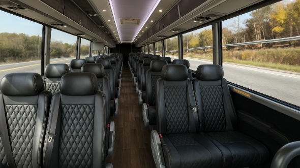 clarksville 28 passenger minibus